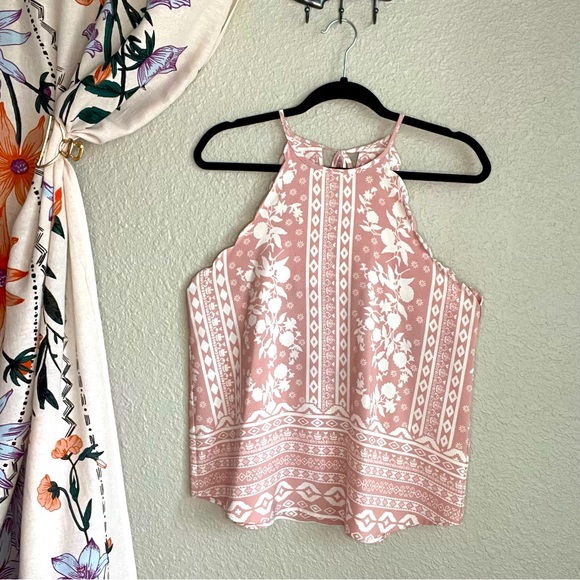 Pink & White Scalloped High Neck Tank with Floral and Geometric Details Size M - Picture 3 of 7